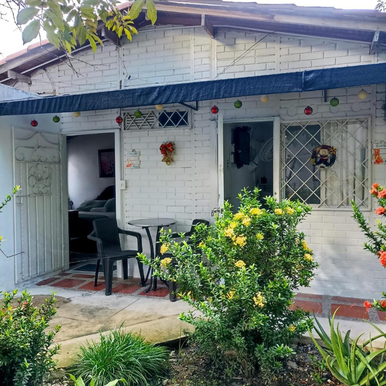 Hostal Corales Tolu Exterior photo
