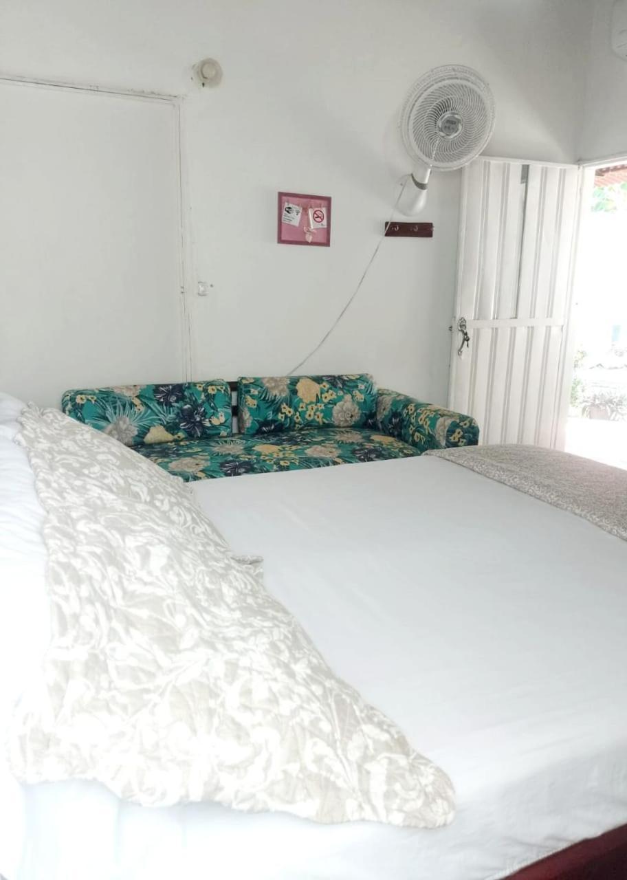 Hostal Corales Tolu Exterior photo