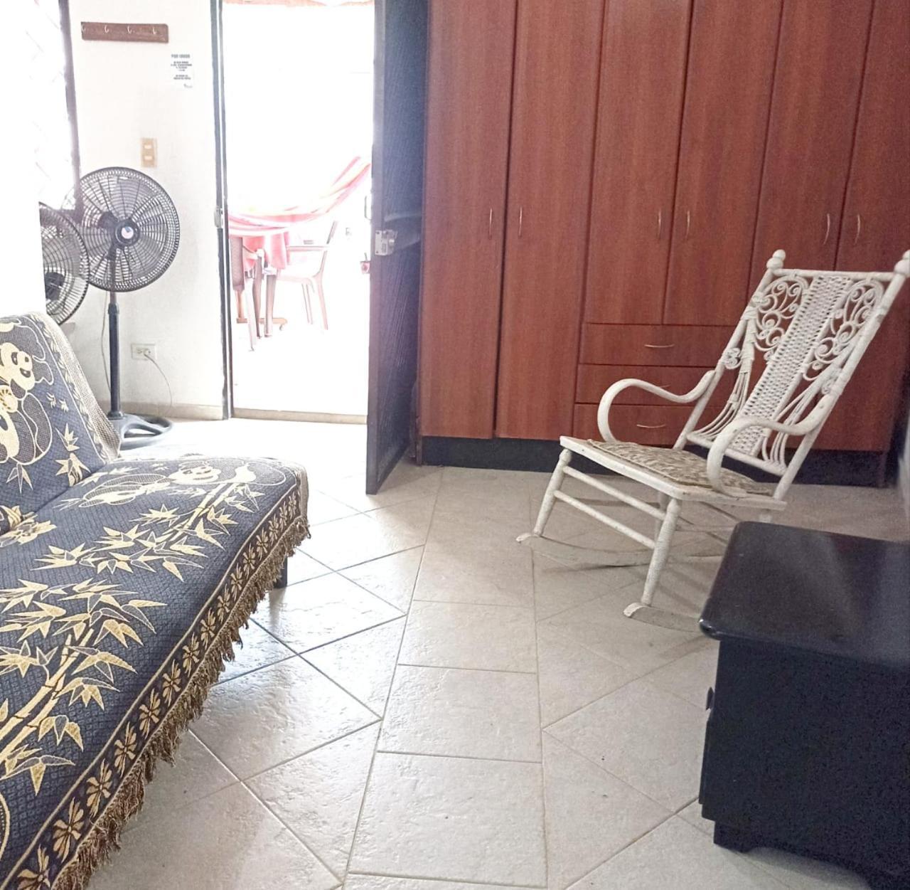 Hostal Corales Tolu Exterior photo